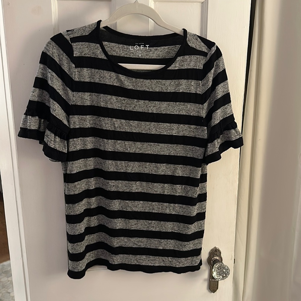 Loft striped ruffle sleeve T-shirt